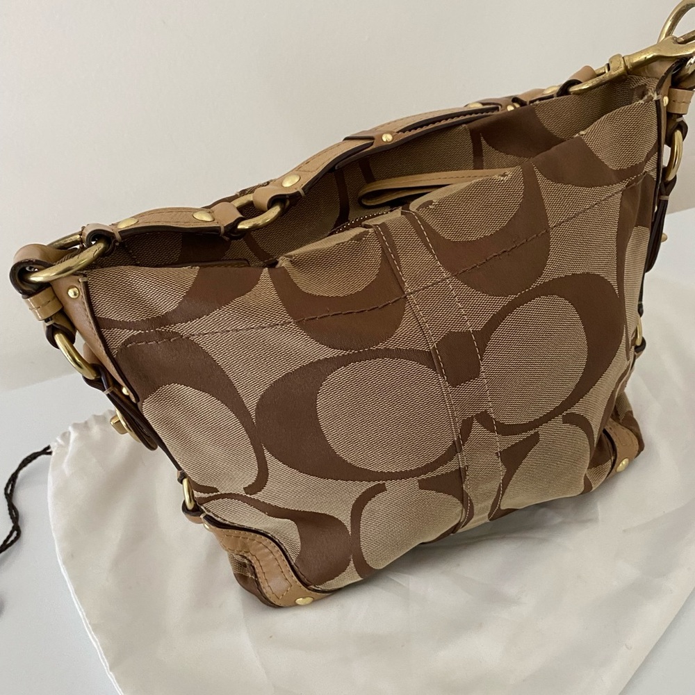 Designer Coach Shoulder Bag